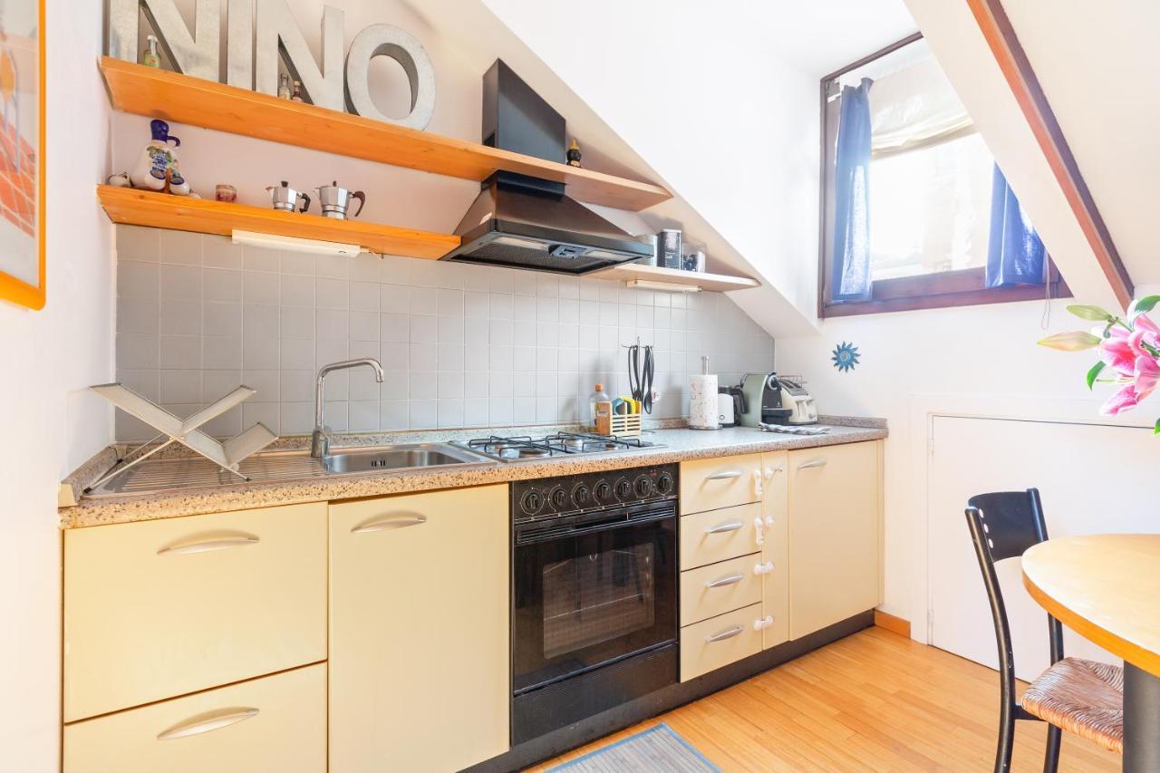 Piazza Risorgimento Cosy Studio Milaan Buitenkant foto